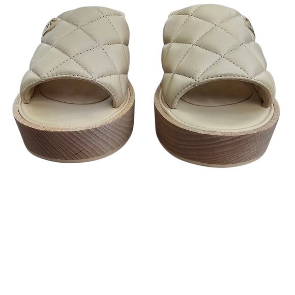 Chanel CC Wood Platform Sandal Slide Mule Size 39 US 8 8.5 Quilted Beige Leather - Picture 6 of 14